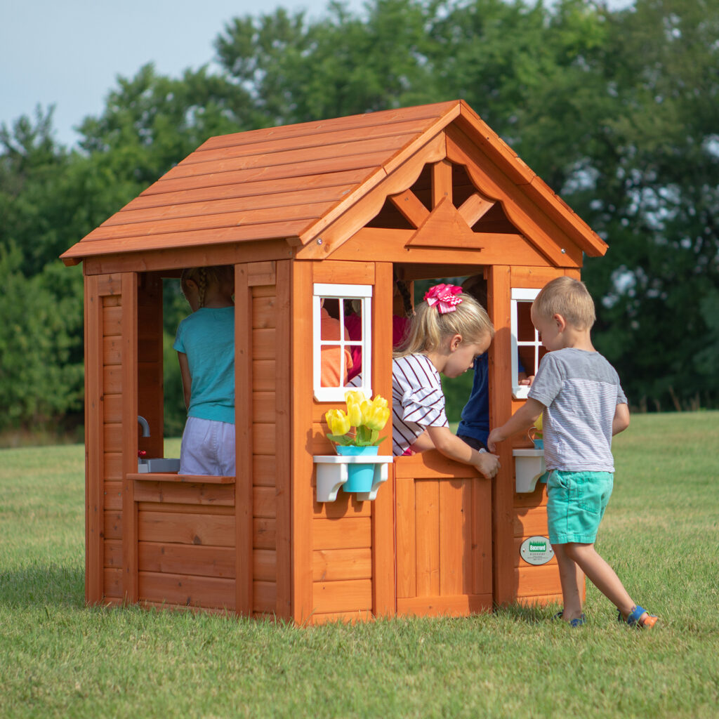 The best wooden playhouses for toddlers 
