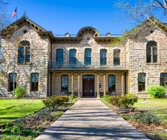 Looking for a romantic getaway near Dallas? Fredericksburg, Tx is the perfect weekend getaway filled with wineries, eateries, cottages to stay at  