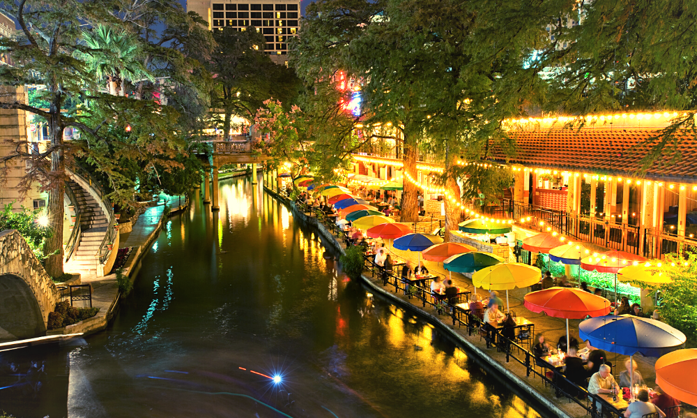 San Antonio is top Texas Christmas Vacation. The Riverwalk is lit up by millions of twinkling lights not to mention the cute small Texas towns that surround San Antonio to visit. 