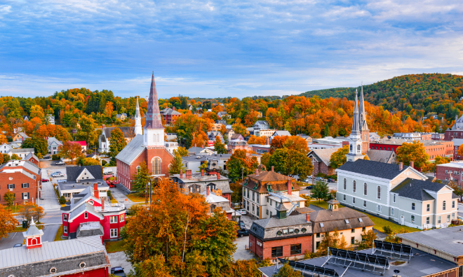 Best fall vacations in the us-Montpelier, Vermont. What is more beautiful in fall in Vermont?