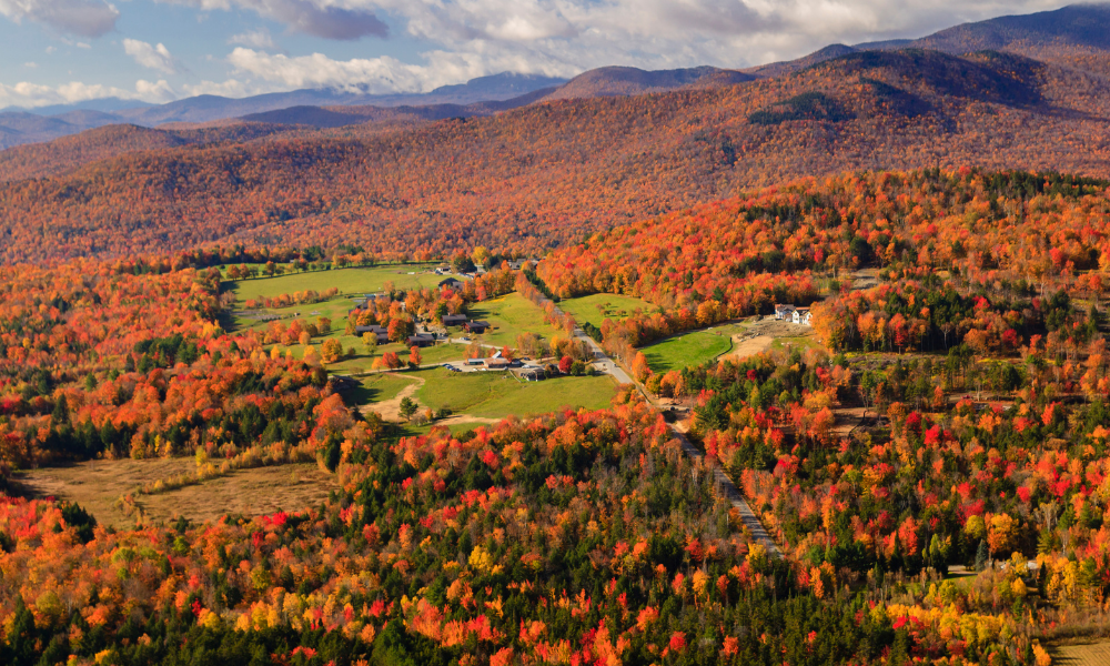 Stowe Vermont is one of the best places to visit in fall. Surrounded by stunning mountains, this fall vacation will not disappoint