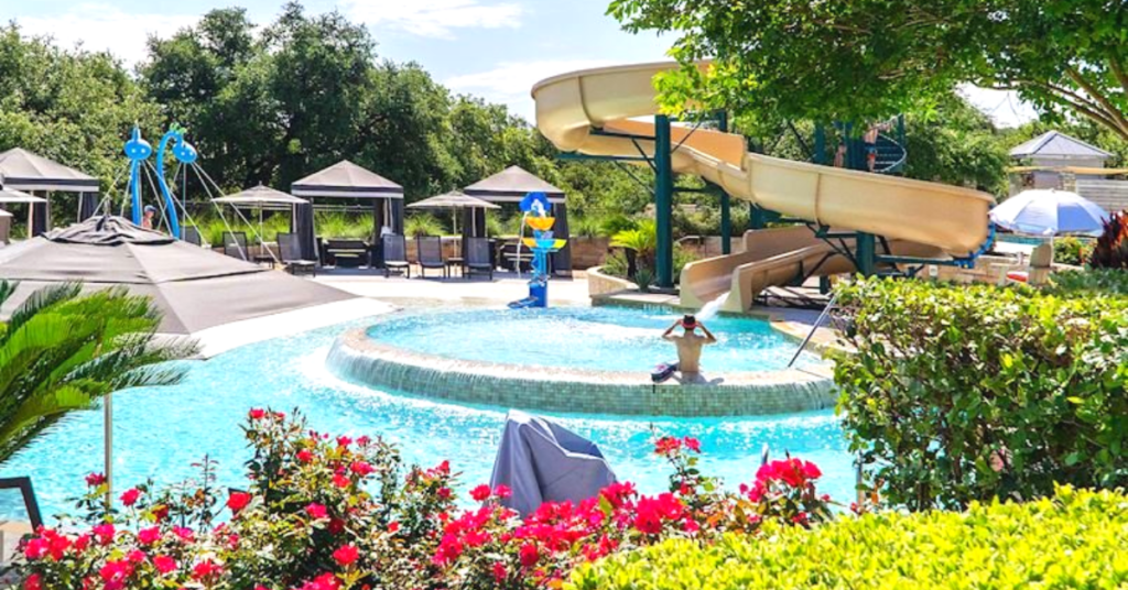 Lakeway Resort is not only a wonderful resort if you are not traveling with kids, but is one of the best family friendly resorts in Texas and near Austin.
photo: Lakeway Resort & Spa